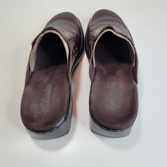 Clarks Brown Leather Stitched Mules Slip On Comfort Shoes Size Womens 8 - Picture 6 of 8